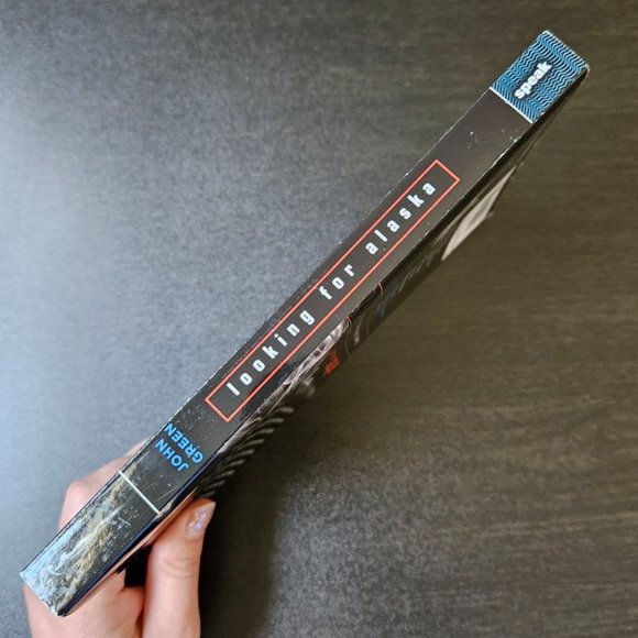 4/$20 Looking for Alaska by John Green - Paperback - Picture 3 of 5